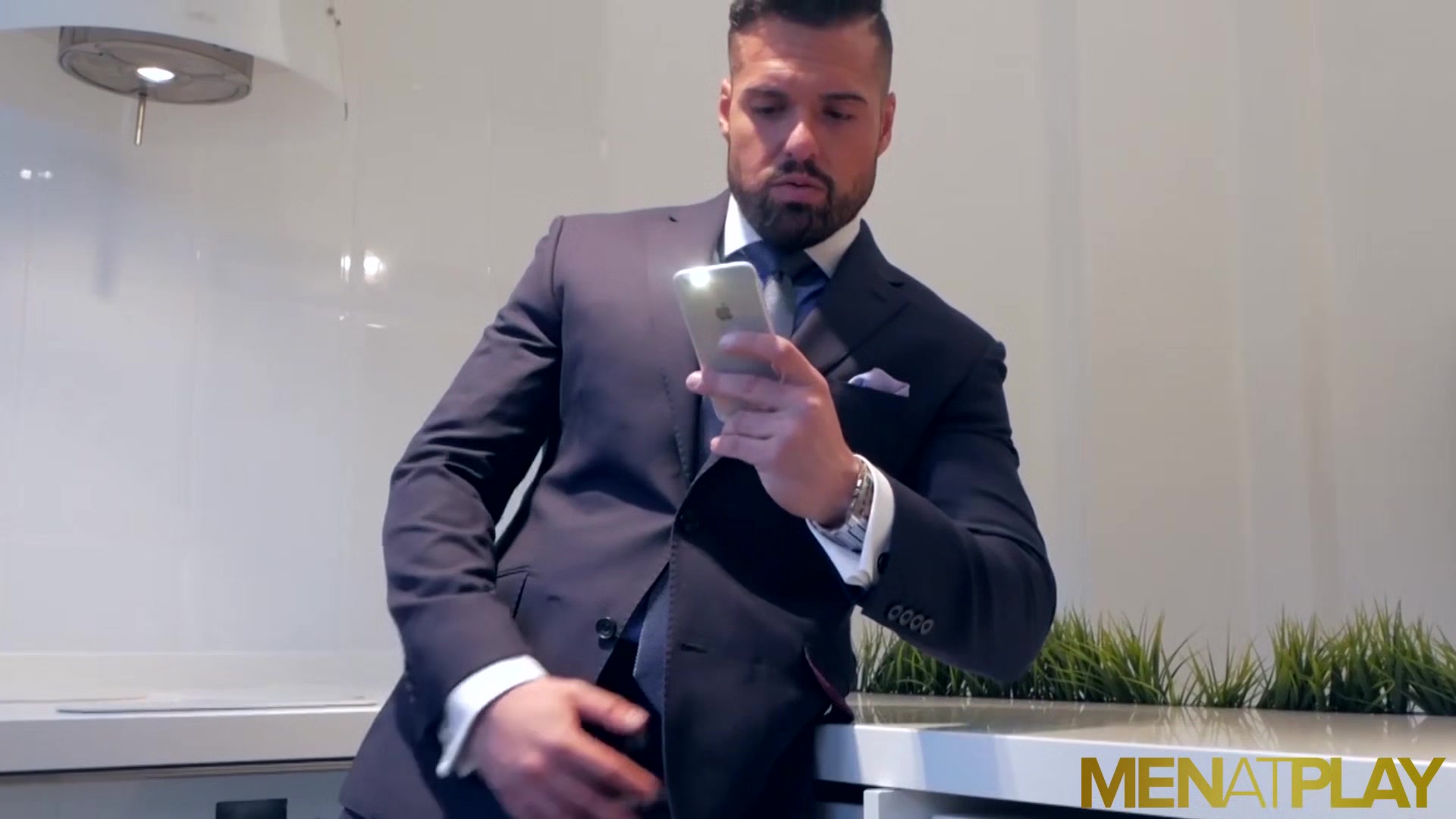 MENATPLAY Hunky Dato Foland Fucks Classy Hunk Gabriel Lunna