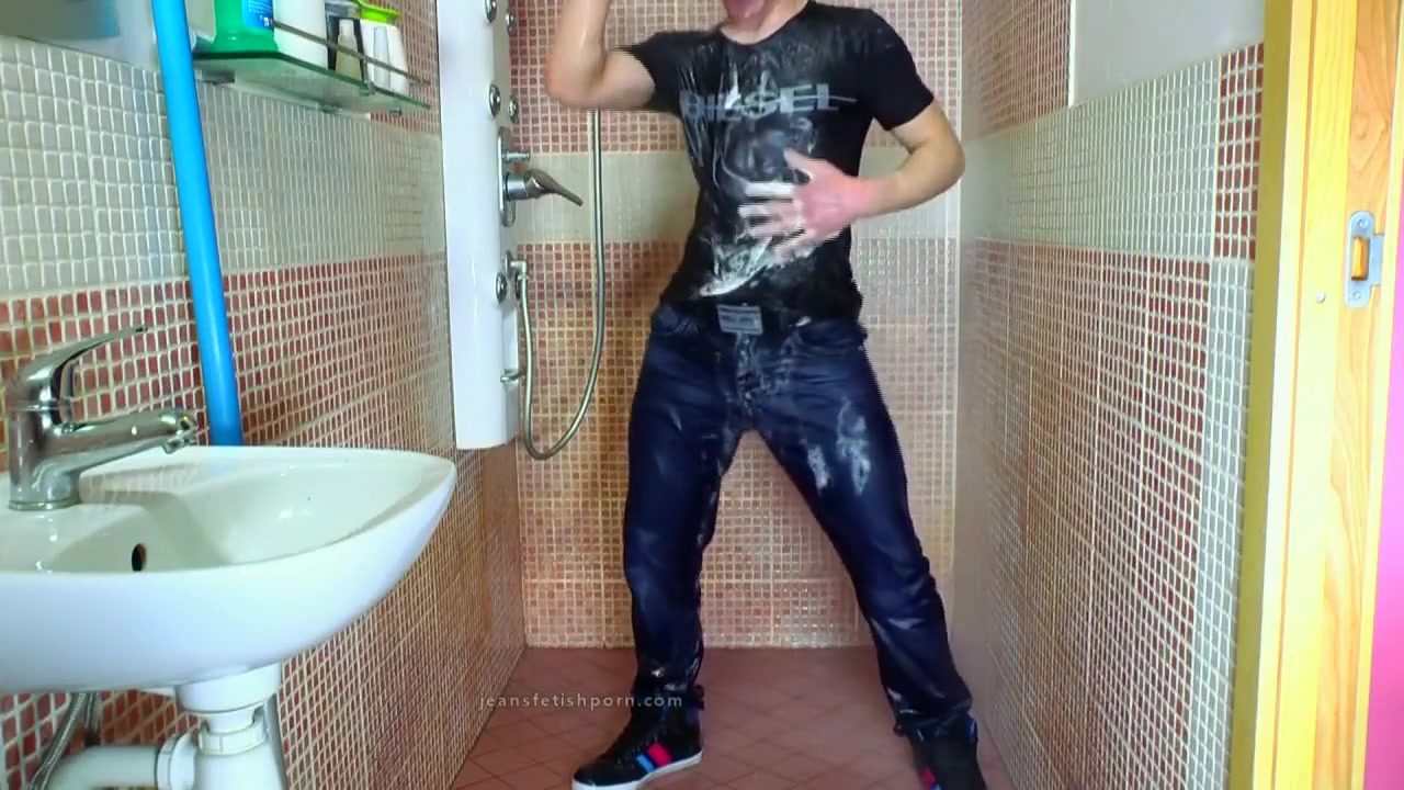 gay in shower