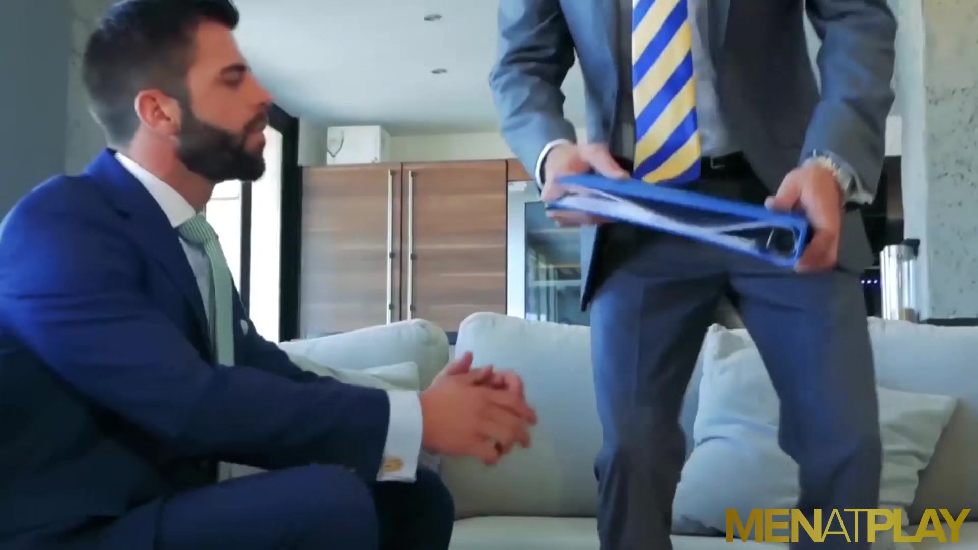 MENATPLAY Hunky Latino Hector De Silva Anal Breeds Axel Max