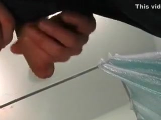 Sexy gay dudes suck cock and fuck ass in the shower