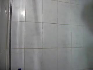 En la ducha in the Shower (no cum)
