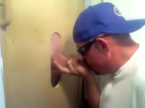 Gloryhole 1St Time Visitor Returns To Cum..