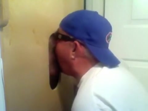 Gloryhole 1St Time Visitor Returns To Cum..