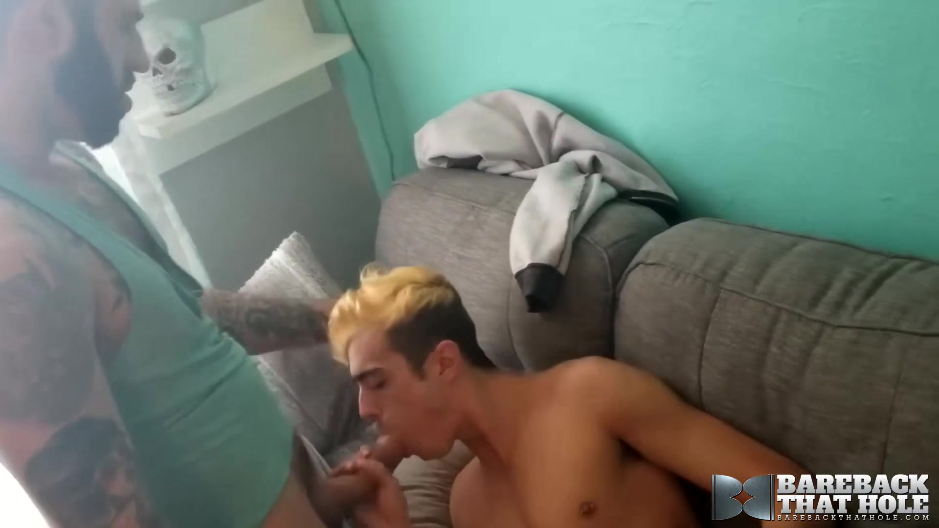 BAREBACKTHATHOLE Latino Romeo Davis Raw Breeds Gay Sean Peak