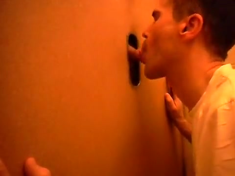 33yo bi-man at my gloryhole