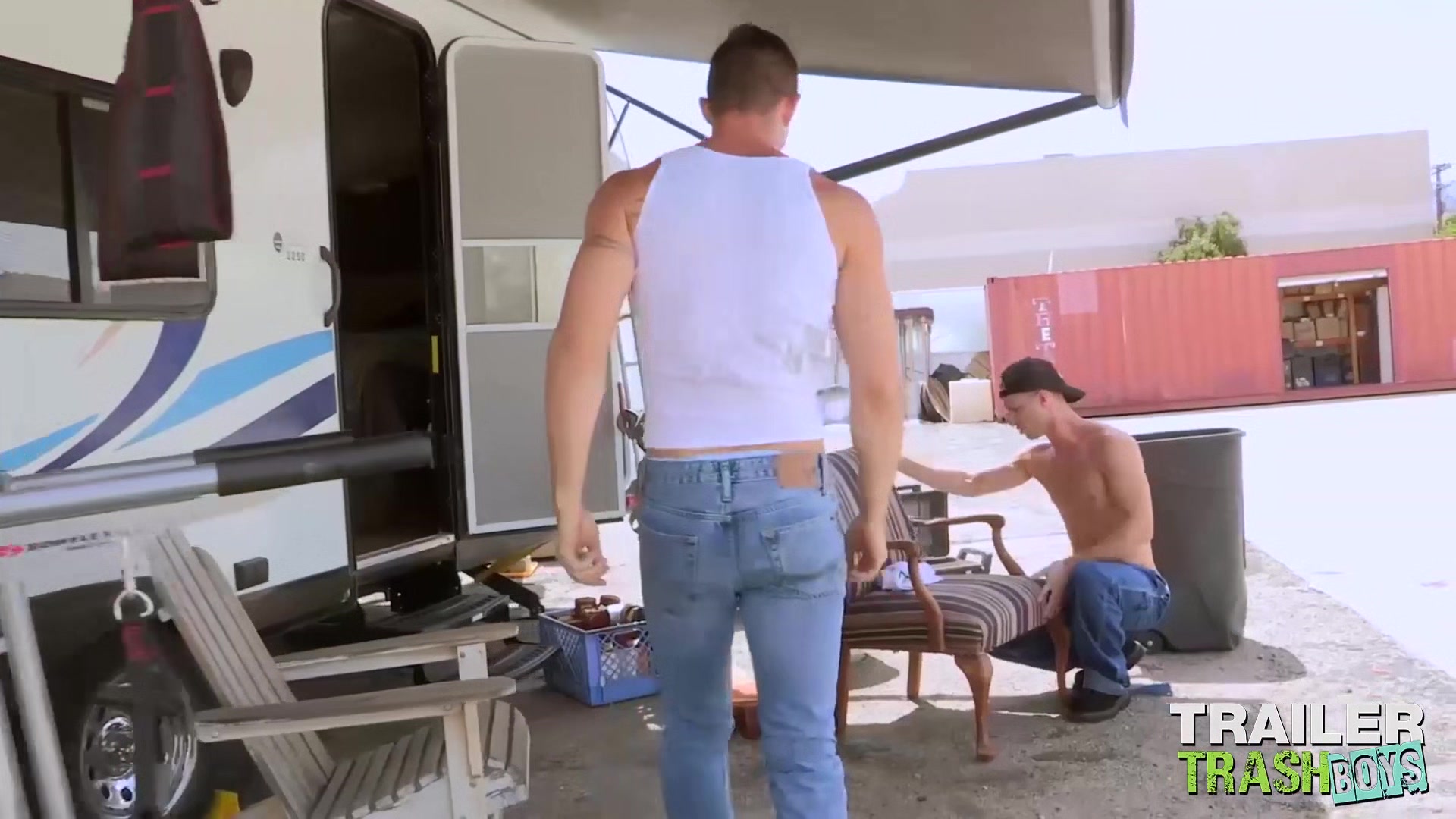 TRAILERTRASHBOYS Cute Stud Nic Sahara Barebacks Ian Frost