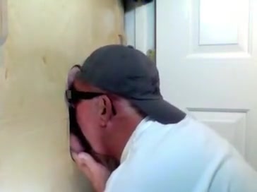Gloryhole Fresh Fella Cums To Feed