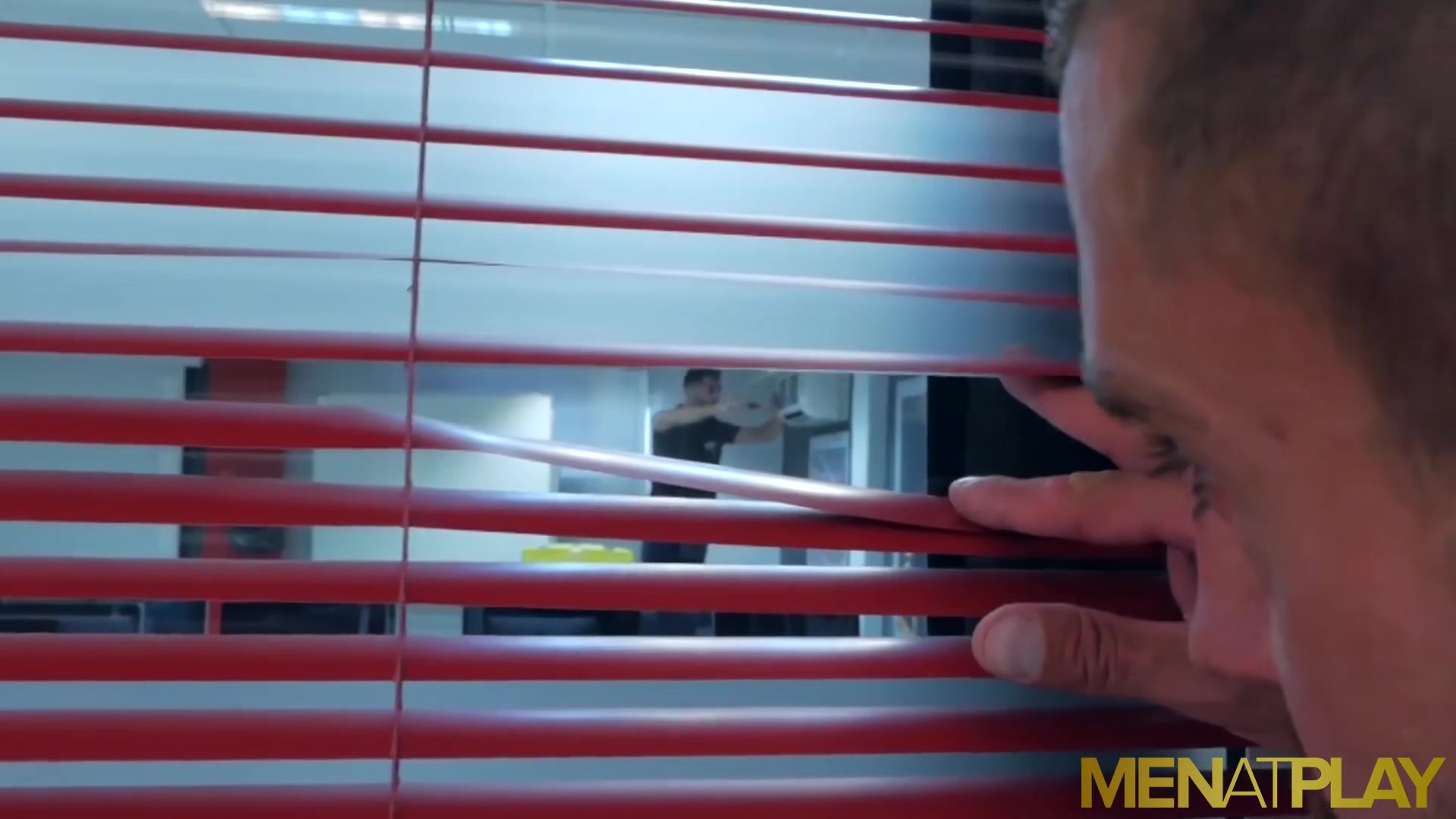 MENATPLAY Suited Gay Emir Boscattoo Seduces Hugo Castellano