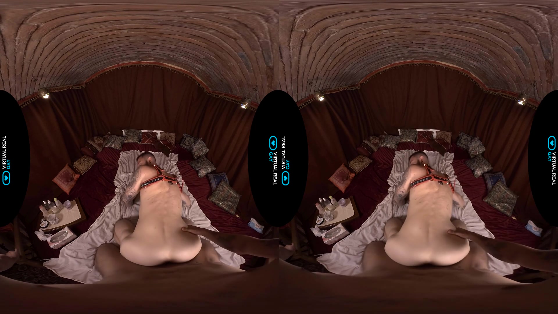 A Juicy Massage - VirtualRealGay
