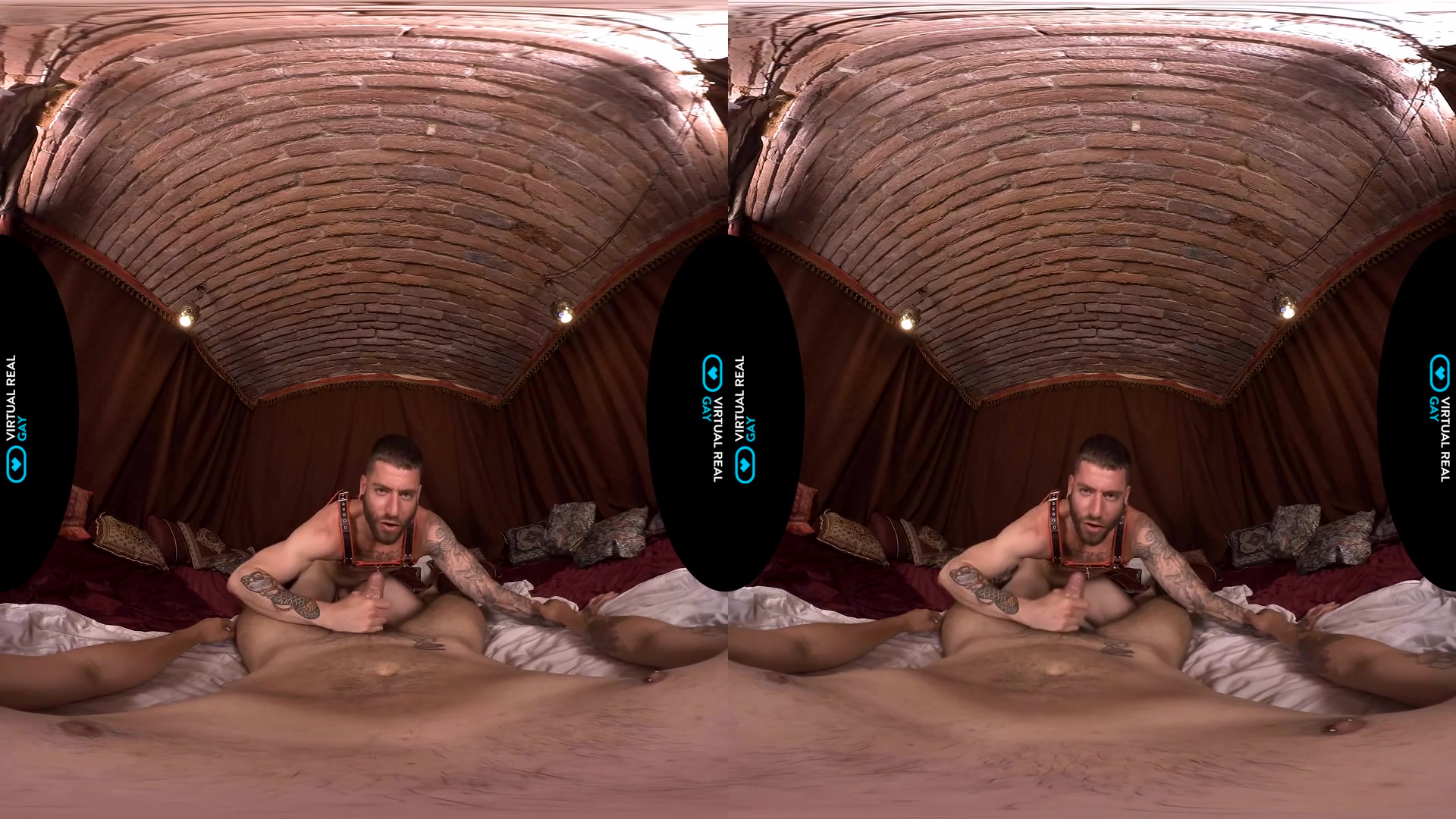 A Juicy Massage - VirtualRealGay