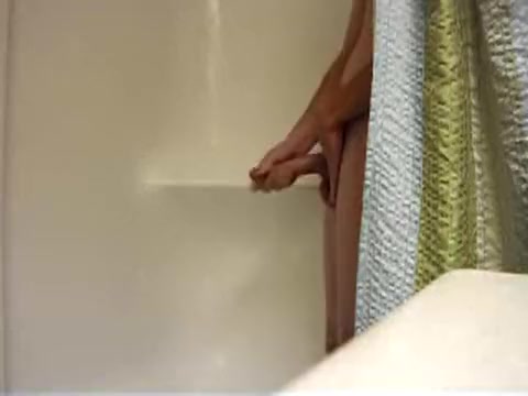 Biggest pecker in shower in MO