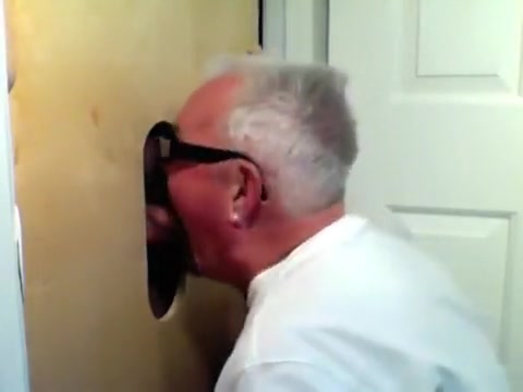 Gloryhole Return Visitor from Raleigh