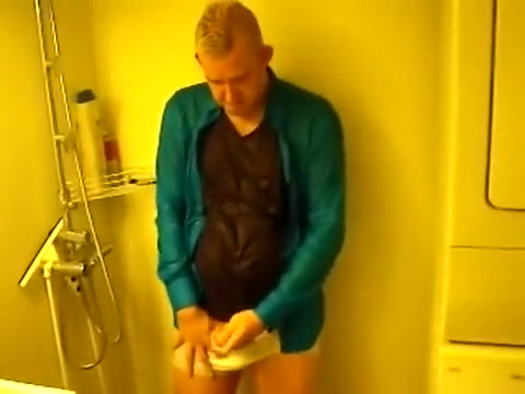 make water, shower and cum