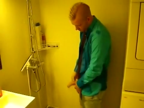 make water, shower and cum