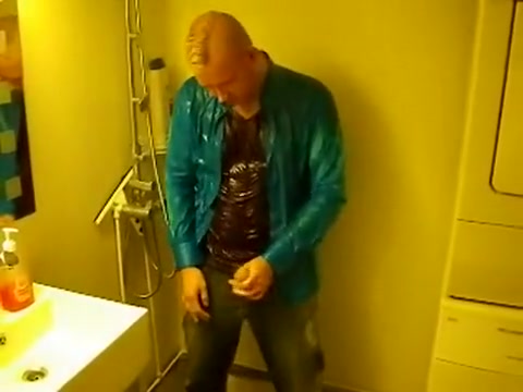 make water, shower and cum