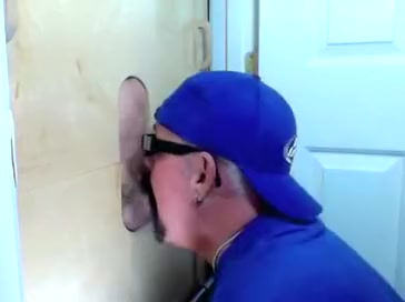 Gloryhole Return Married Guy