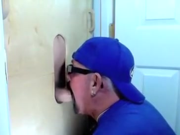 Gloryhole Return Married Guy