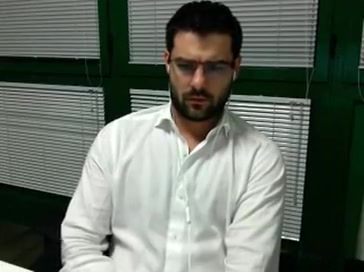 SEGAIOLO IN UFFICIO - jerking in the Office