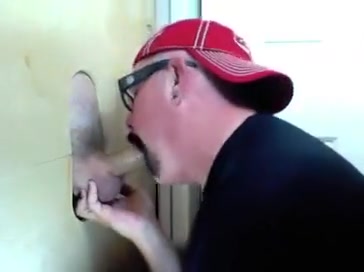 Gloryhole Large Cock Cum Back To Feed