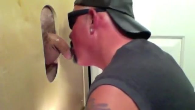Gloryhole Married Return For Draining