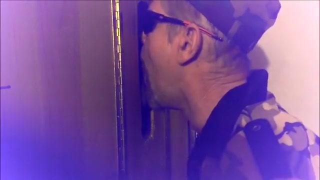 Gloryhole: Texas State student 18+ Brings Me Big Dick at Night