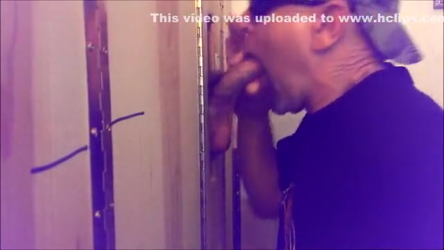 Gloryhole: 24yo Slim Dude from the Suburbs