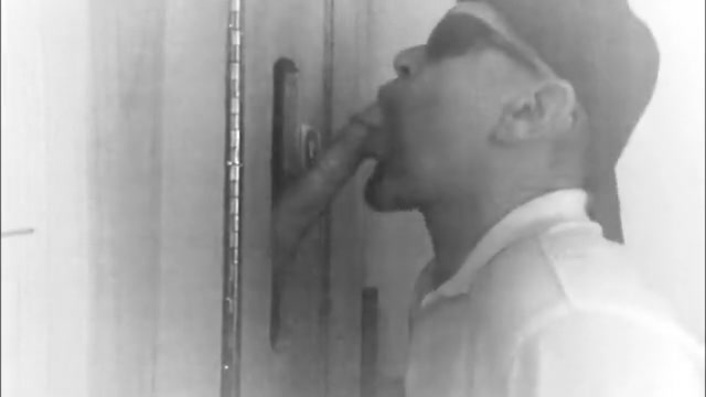 Vintage Gloryhole Sucking a Big Dick