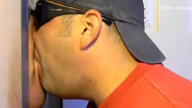 35 YR OLD HOT STRAIGHT COP COMES TO GLORYHOLE FOR HOOVER