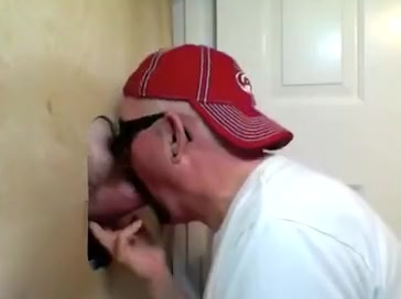 Gloryhole Married Guy Returns to Feed