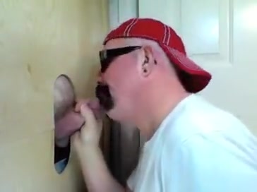 Gloryhole Married Guy Returns to Feed