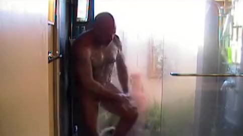Shower and toys
