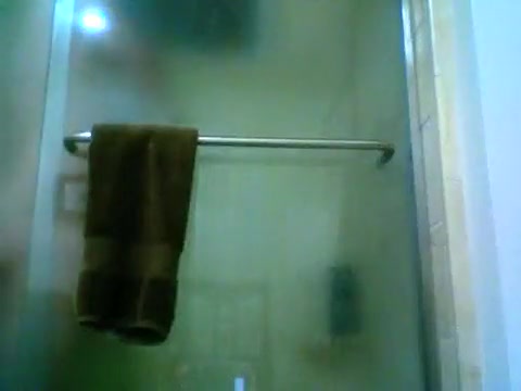 Vibrator Fuck in Shower