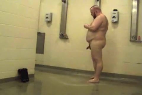 Chillycub - Locker Room Shower : 1 of 2 - 3/26/2010