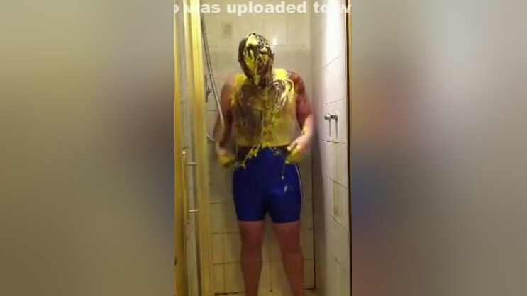 gunge shower in lycra