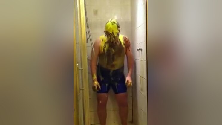 gunge shower in lycra