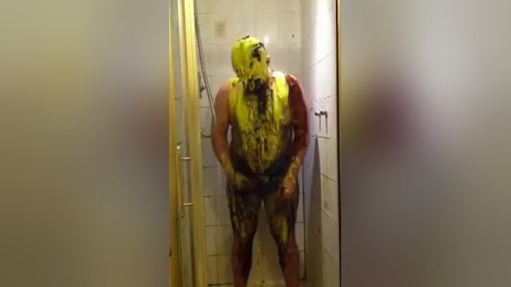 gunge shower in lycra
