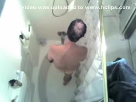 Shower JO - Nick Thomas