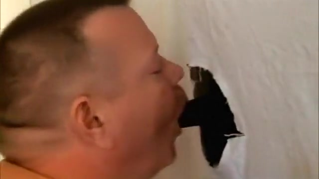 Vegas Gloryhole - Sucking BBC