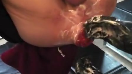 Me Fisting a Sexy Muscle Guy