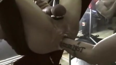 Me Fisting a Sexy Muscle Guy