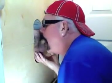 Gloryhole Chapel Hill Married Returns To Feed