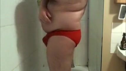 Piddle and Shower in Red Panties