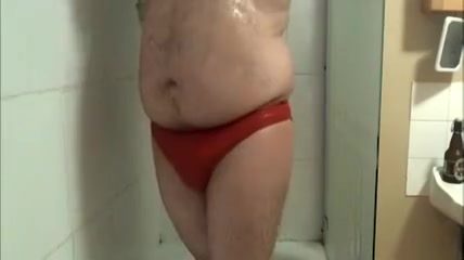 Piddle and Shower in Red Panties