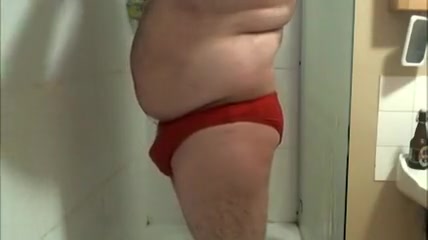 Piddle and Shower in Red Panties