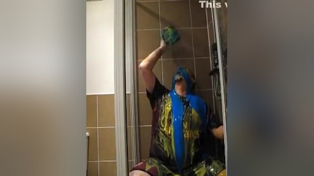Shower Gunge Time