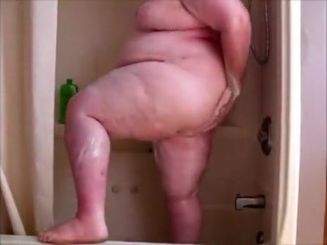 398lbs in the Shower