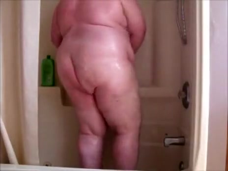 398lbs in the Shower
