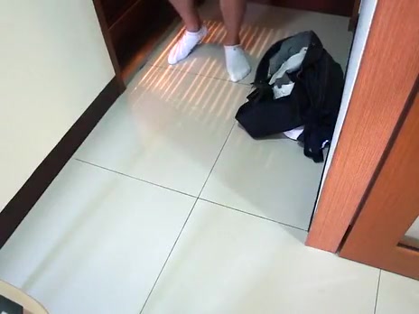 jerk when my roommate taking shower with his brief & socks