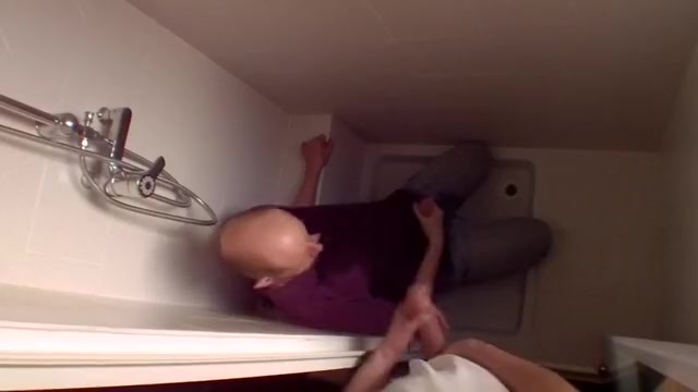 The Shower - Urinate & Cum For The Scum Dog