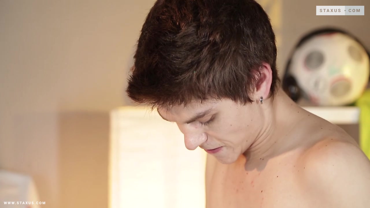 Bickering Buddies Make Up Via A Sporty, Cum-Soaked Fuck-Fest